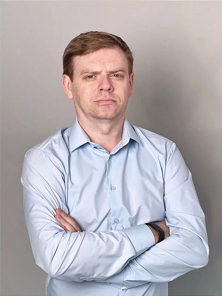 При объявлении о чрезвычайной ситуации подаче речевой информации предшествует